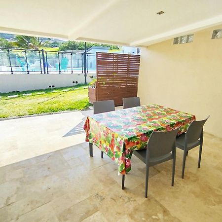 Apartmán L'Hibiscus De Plaiz'Anse Petite Île Exteriér fotografie